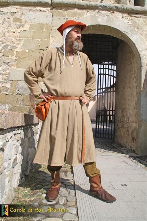 medieval peasant clothing replica|14th century clothes peasants.